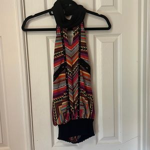 Patterned top